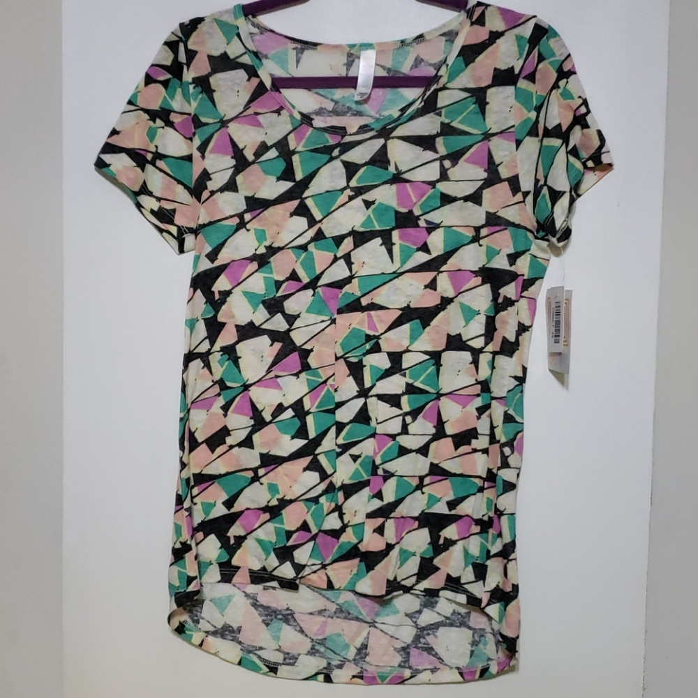 NWT LuLaRoe Classic T